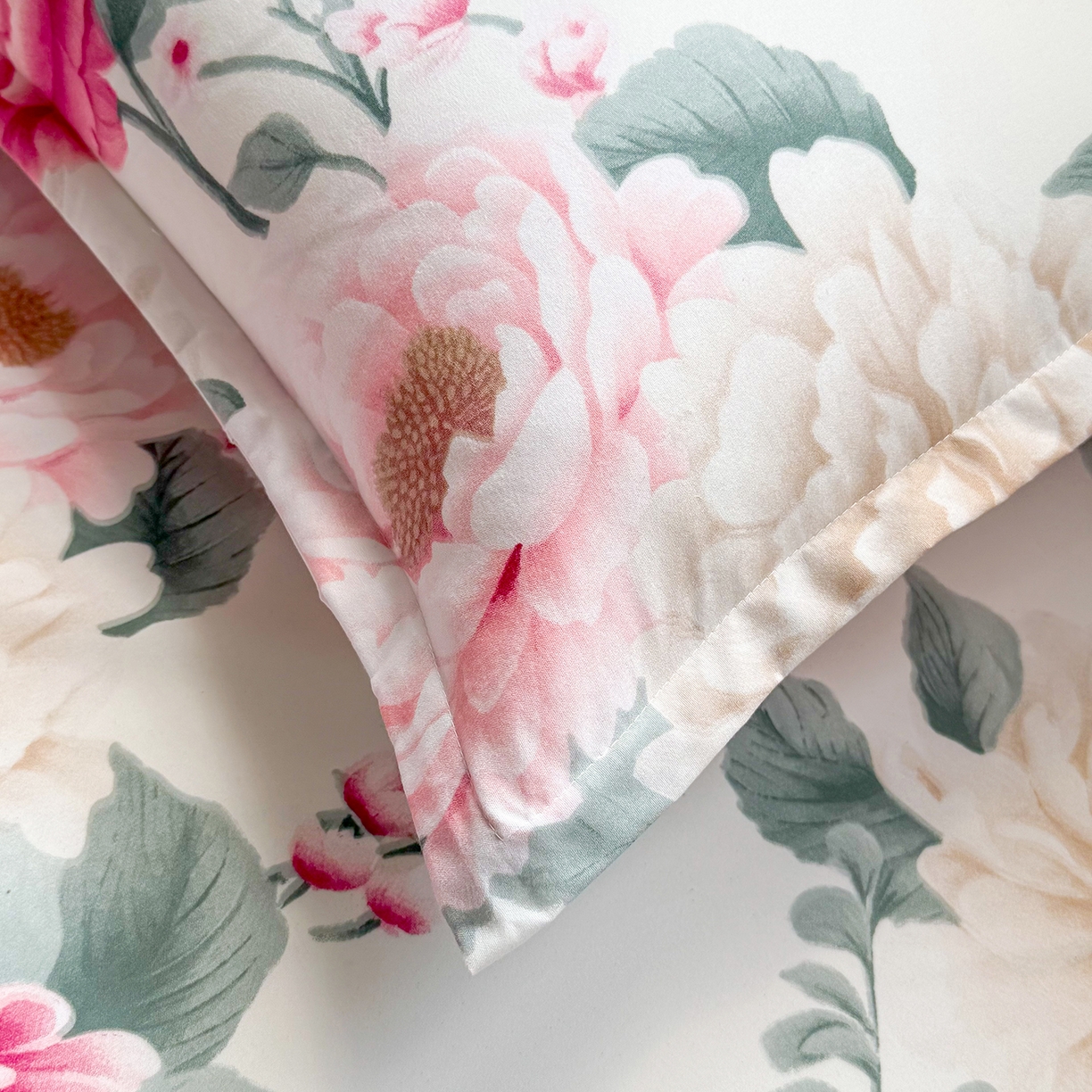 91家纺网 家纺一手货源 找家纺 梵巢 家纺芦荟棉枕套磨毛化纤枕套48*74cm 花开富贵