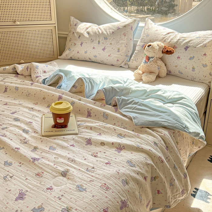 91家纺网 家纺一手货源 找家纺 苏羿家纺 2026春夏新款亲肤水洗棉印花夏被空调被夏凉被被子被芯 动物宴会