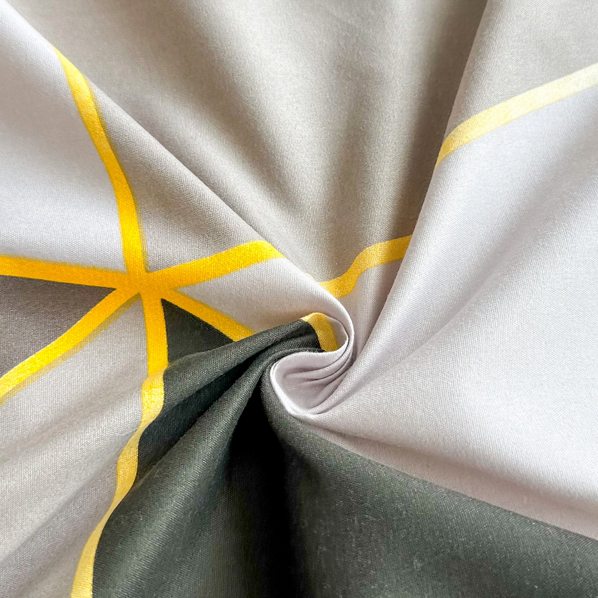 91家纺网 家纺一手货源 找家纺 梵巢 家纺芦荟棉枕套磨毛化纤枕套48*74cm 钻石格