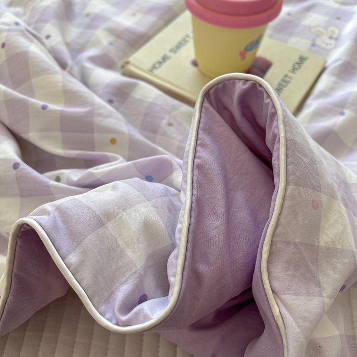 91家纺网 家纺一手货源 找家纺 苏羿家纺 2026春夏新款亲肤水洗棉印花夏被空调被夏凉被被子被芯 格子小兔