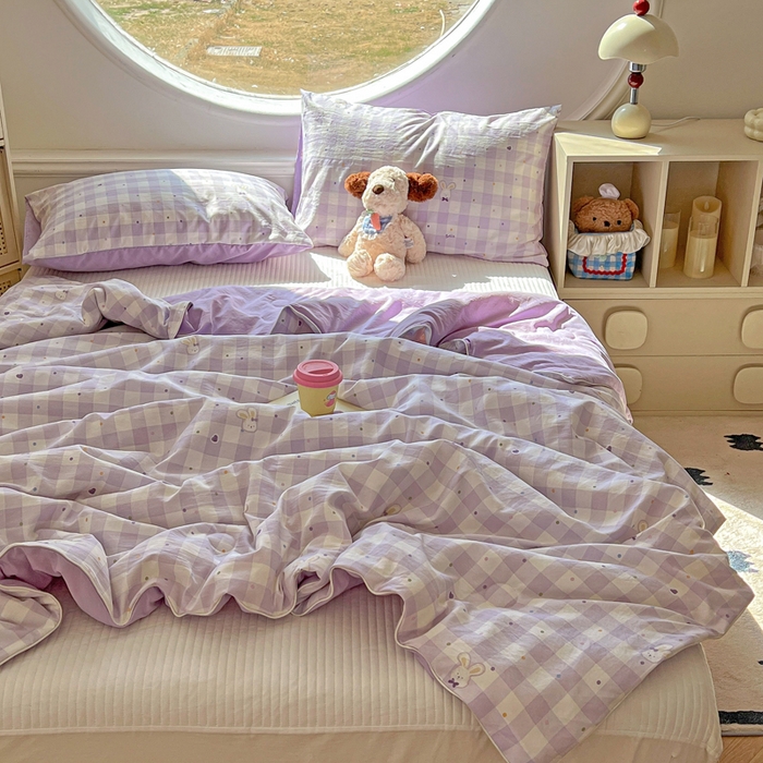 91家纺网 家纺一手货源 找家纺 苏羿家纺 2026春夏新款亲肤水洗棉印花夏被空调被夏凉被被子被芯 格子小兔