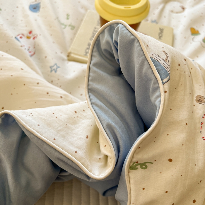 91家纺网 家纺一手货源 找家纺 苏羿家纺 2026春夏新款亲肤水洗棉印花夏被空调被夏凉被被子被芯 萌趣小狗