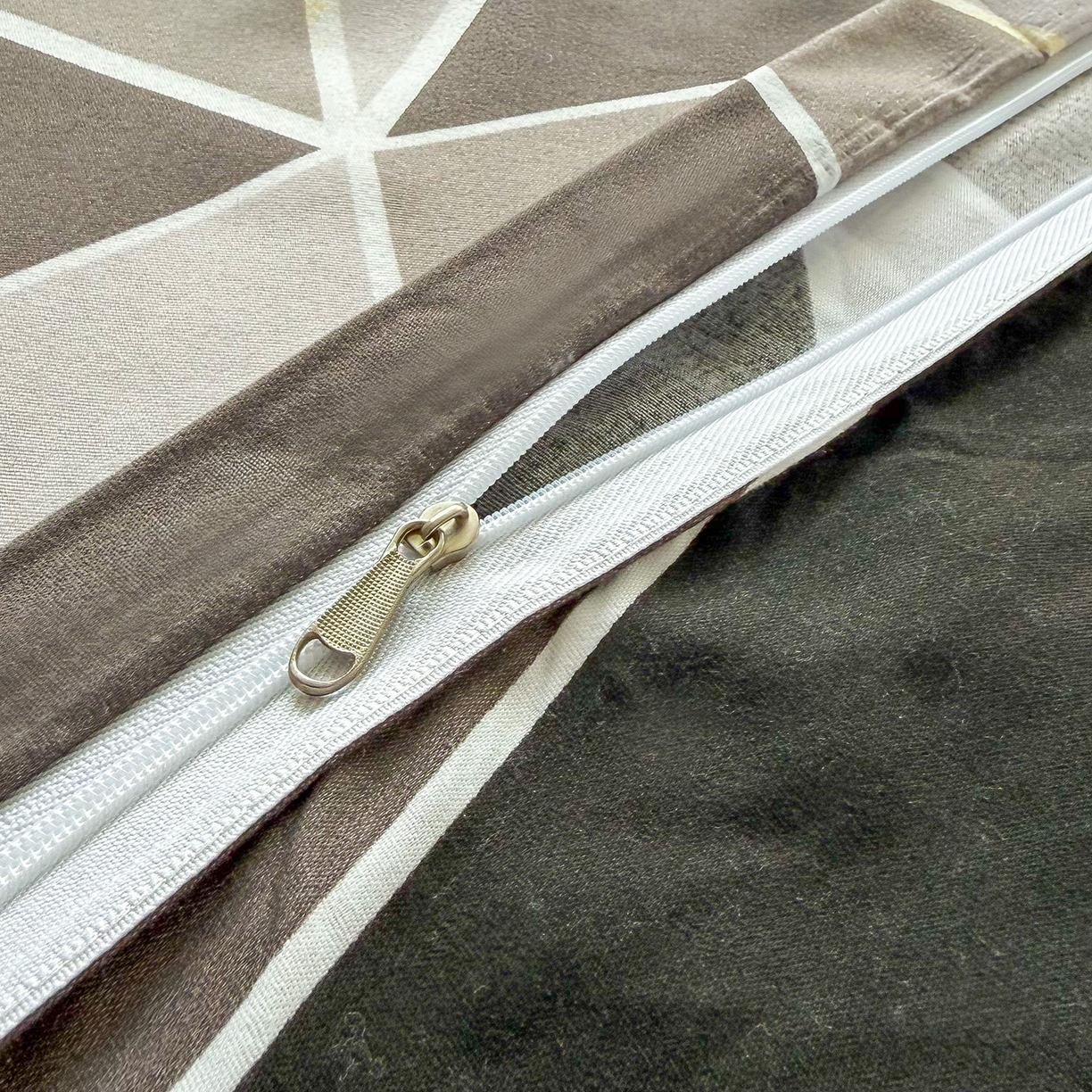 91家纺网 家纺一手货源 找家纺 梵巢家纺 芦荟棉被套，被罩化纤被套 钻石格