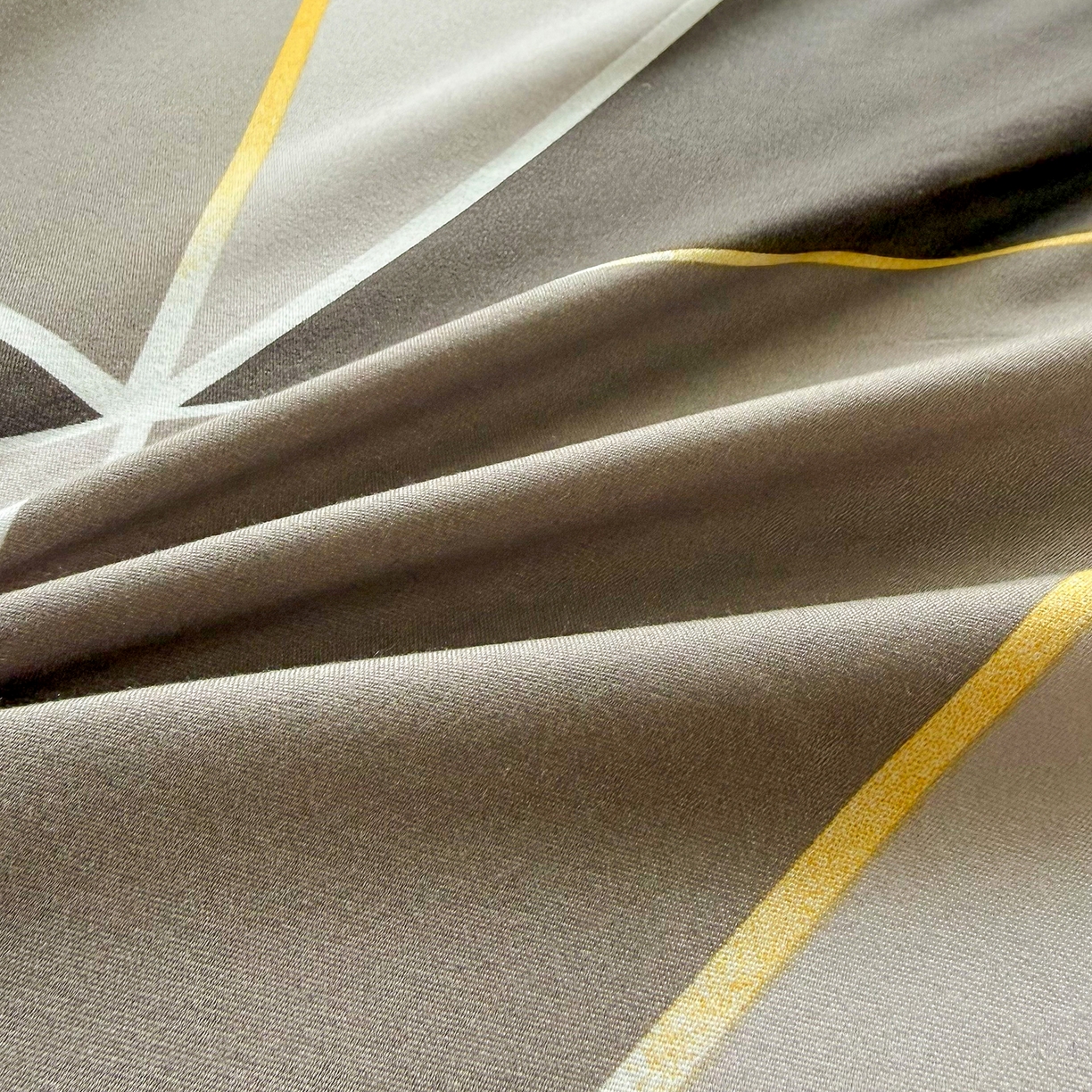 91家纺网 家纺一手货源 找家纺 梵巢家纺 芦荟棉被套，被罩化纤被套 钻石格