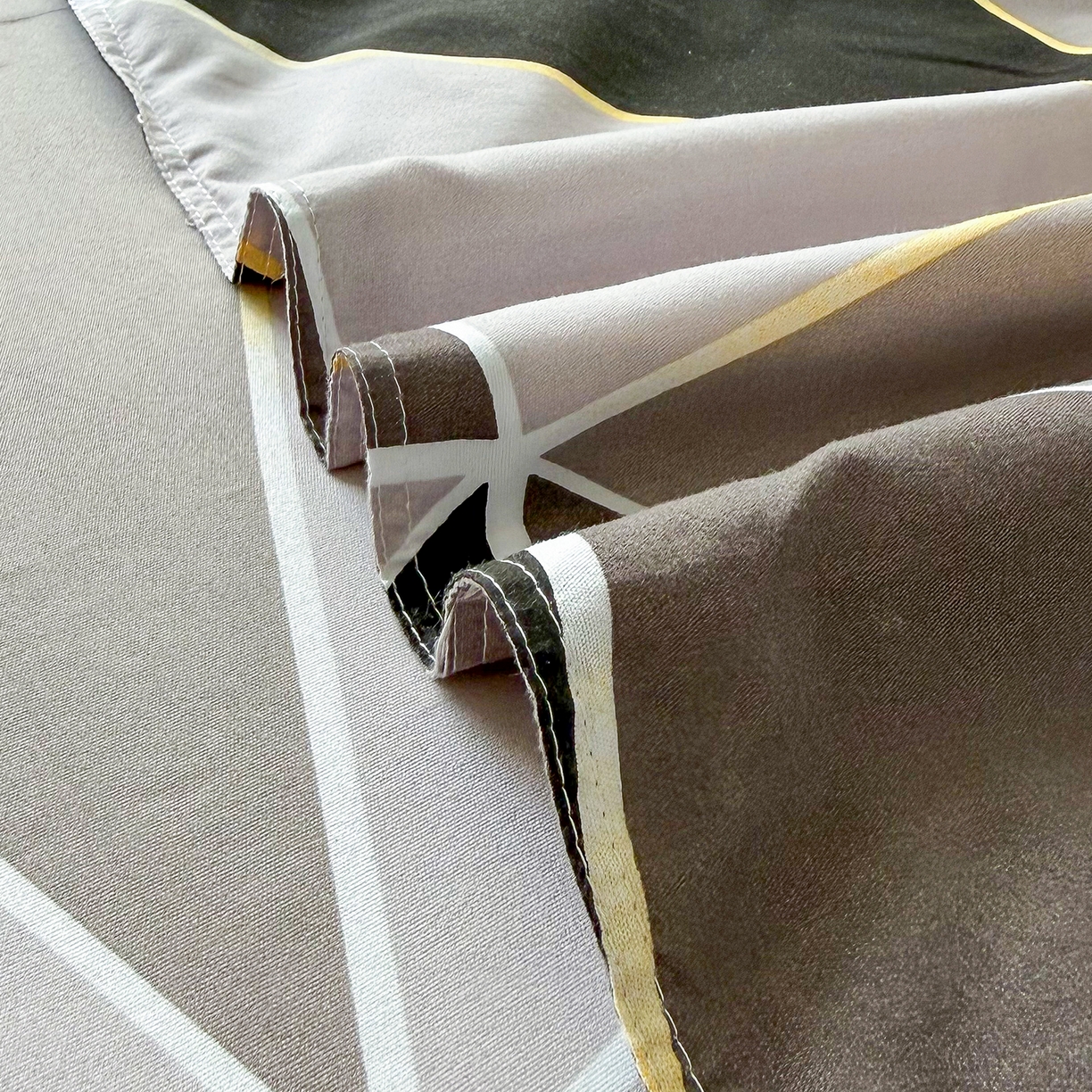 91家纺网 家纺一手货源 找家纺 梵巢家纺 芦荟棉被套，被罩化纤被套 钻石格