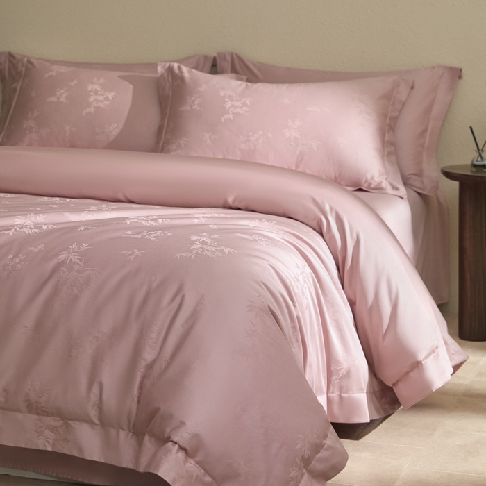 91家纺网 家纺一手货源 找家纺 欧乐蒂 2026新款亲肤棉提花四件套竹影系列 竹影-胭脂