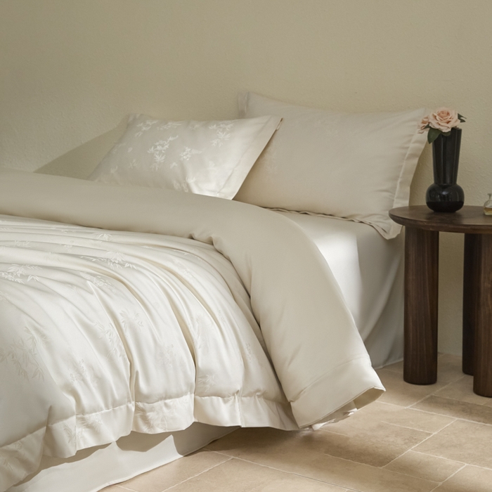 91家纺网 家纺一手货源 找家纺 欧乐蒂 2026新款亲肤棉提花四件套竹影系列 竹影-白昔