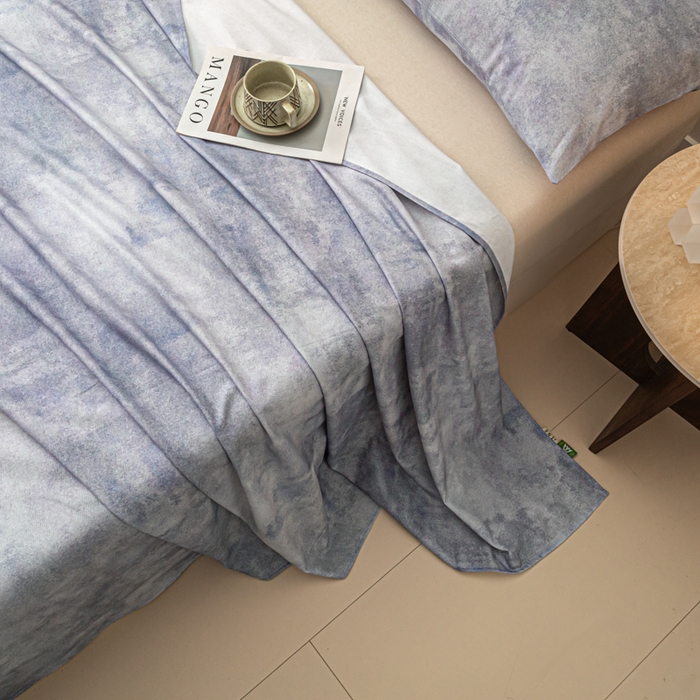 91家纺网 家纺一手货源 找家纺 爱彼家纺 2026新款纯棉提花A类新款老粗布夏季凉席单床单床单三件套-提花系列一 全棉提花-烟蓝石影