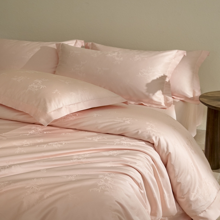 91家纺网 家纺一手货源 找家纺 欧乐蒂 2026新款亲肤棉提花四件套竹影系列 竹影-粉玉