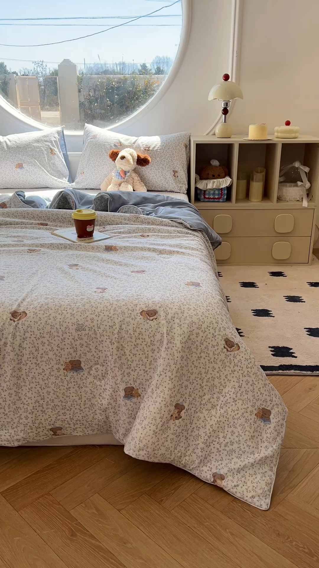 91家纺网 家纺一手货源 找家纺 苏羿家纺 2026春夏新款亲肤水洗棉印花夏被空调被夏凉被被子被芯 小熊点点