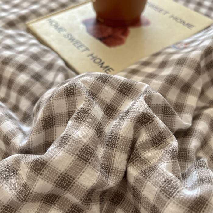 91家纺网 家纺一手货源 找家纺 苏羿家纺 2026春夏新款亲肤水洗棉印花夏被空调被夏凉被被子被芯 樱桃小熊