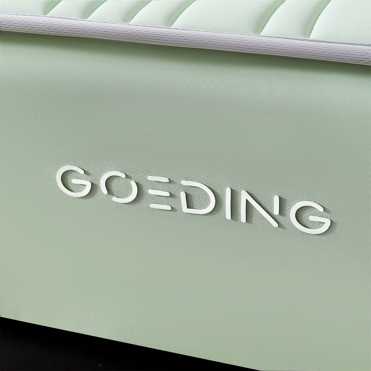 91家纺网 家纺一手货源 找家纺 雯豆家纺 2026春夏新品氨纶凉感床笠夹棉款床笠三件套床垫保护套 知夏-青草绿