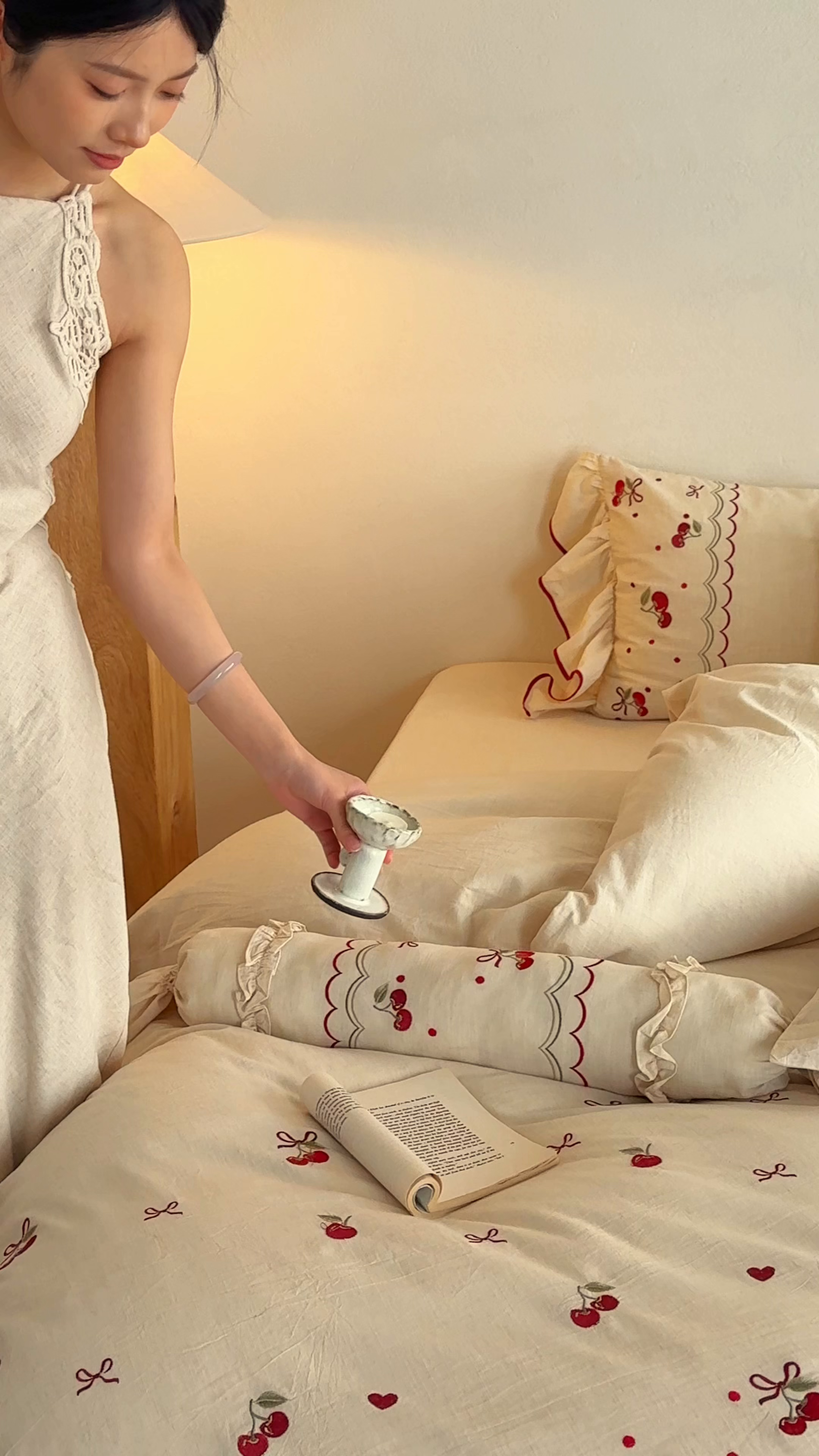 91家纺网 家纺一手货源 找家纺 （总）满座家居 2026新款棉麻樱桃刺绣褶边四件套-樱桃日记（会员-20）