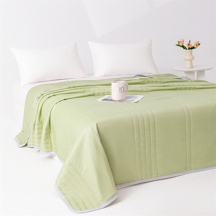 91家纺网 家纺一手货源 找家纺 世爵家纺 2026新款凉感丝冰淇淋夏被纯色印花空调被直播跨境外贸爆款 果绿