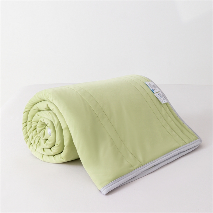 91家纺网 家纺一手货源 找家纺 世爵家纺 2026新款凉感丝冰淇淋夏被纯色印花空调被直播跨境外贸爆款 果绿