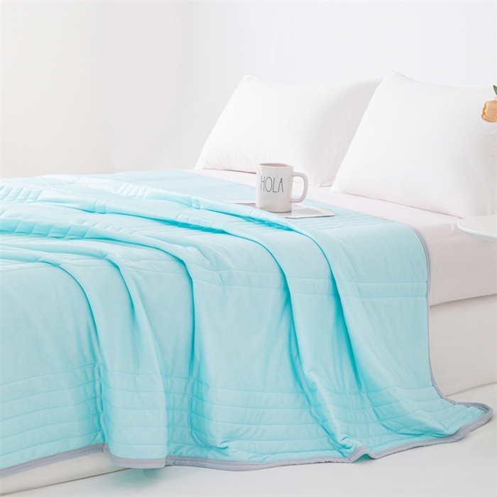 91家纺网 家纺一手货源 找家纺 世爵家纺 2026新款凉感丝冰淇淋夏被纯色印花空调被直播跨境外贸爆款 湖绿