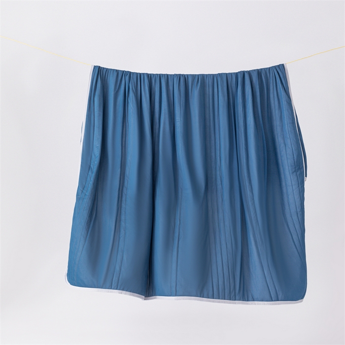 91家纺网 家纺一手货源 找家纺 世爵家纺 2026新款凉感丝冰淇淋夏被纯色印花空调被直播跨境外贸爆款 深蓝