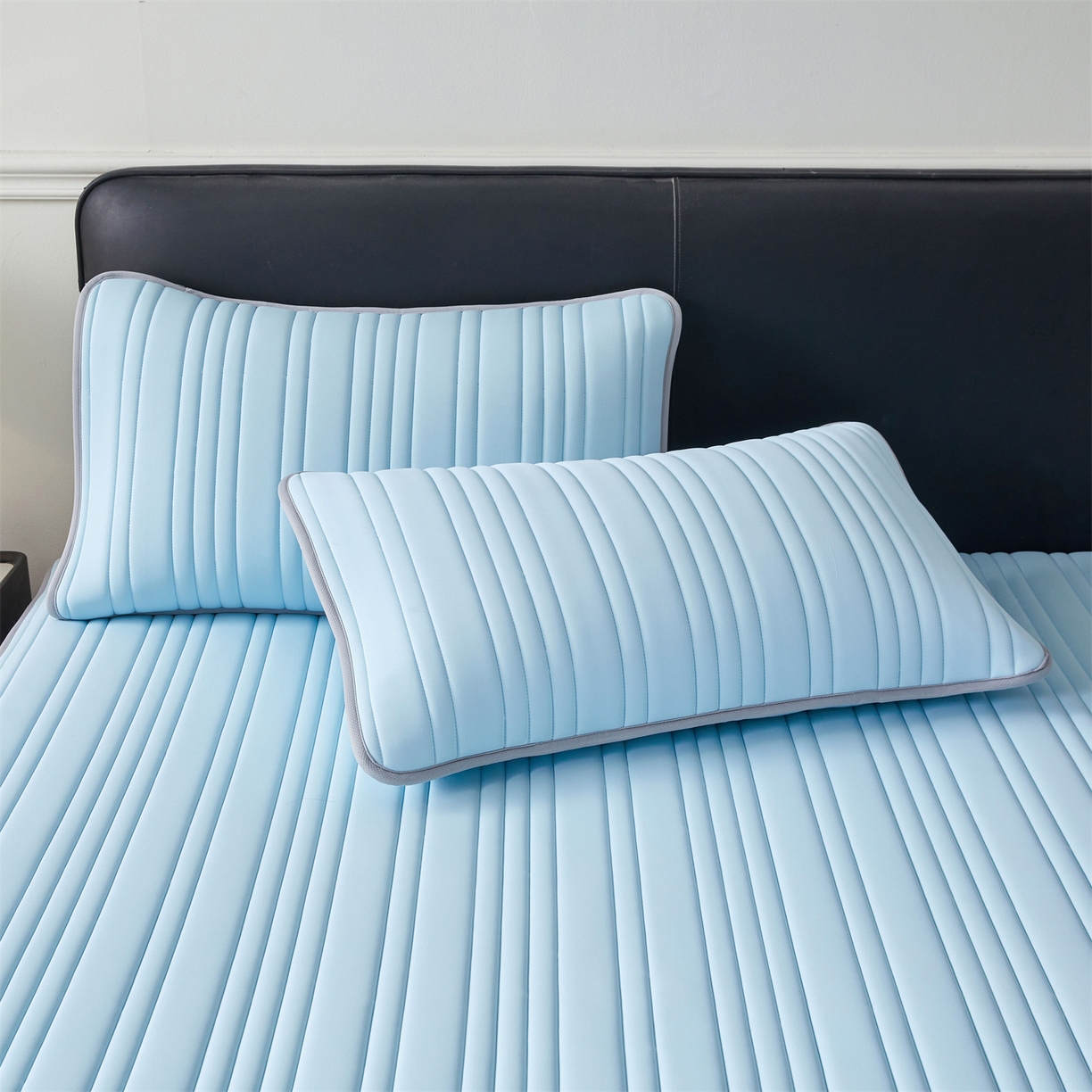 91家纺网 家纺一手货源 找家纺 雯豆家纺 2026春夏新品氨纶凉感床笠夹棉款床笠三件套床垫保护套 知夏-水蓝