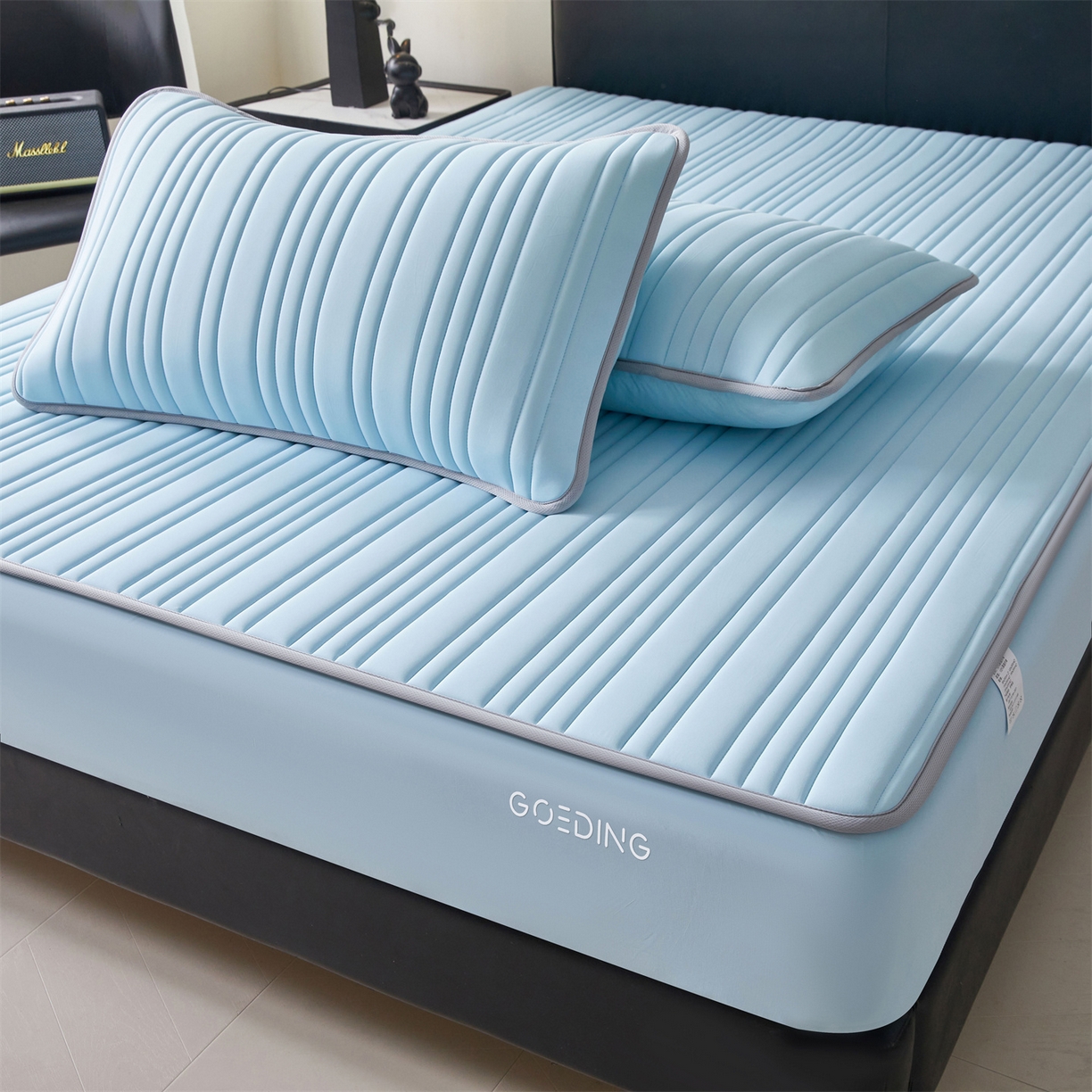 91家纺网 家纺一手货源 找家纺 雯豆家纺 2026春夏新品氨纶凉感床笠夹棉款床笠三件套床垫保护套 知夏-水蓝