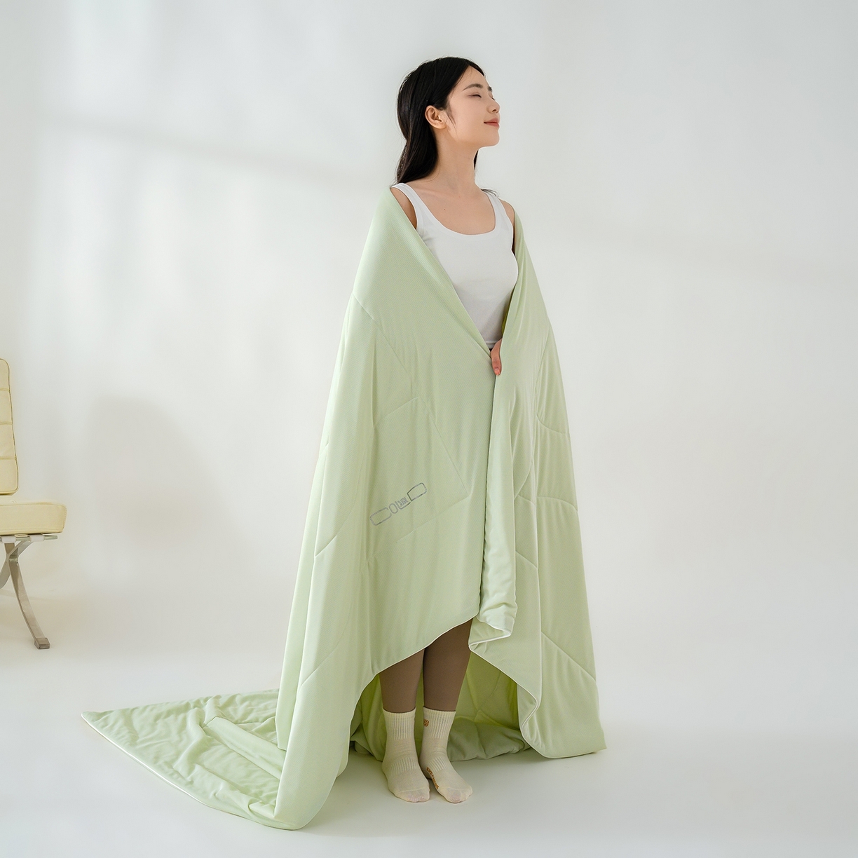 91家纺网 家纺一手货源 找家纺 芯恋家居 2026新款A类提花高端素色凉感丝小冰被夏被夏凉被空调被 优雅绿