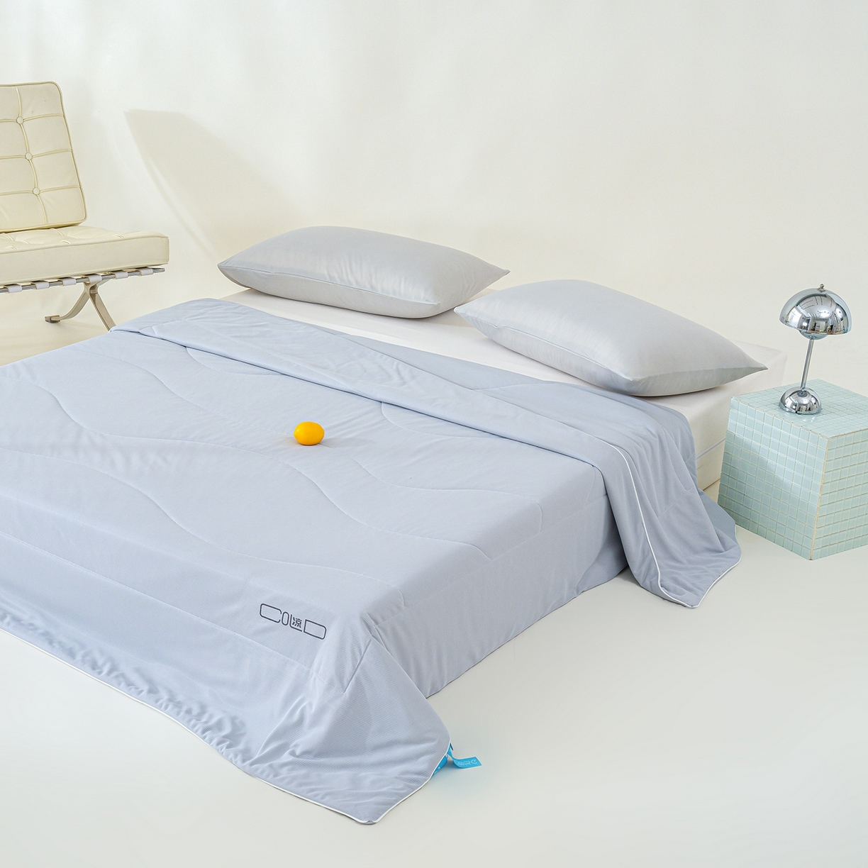 91家纺网 家纺一手货源 找家纺 芯恋家居 2026新款A类提花高端素色凉感丝小冰被夏被夏凉被空调被 玛瑙灰