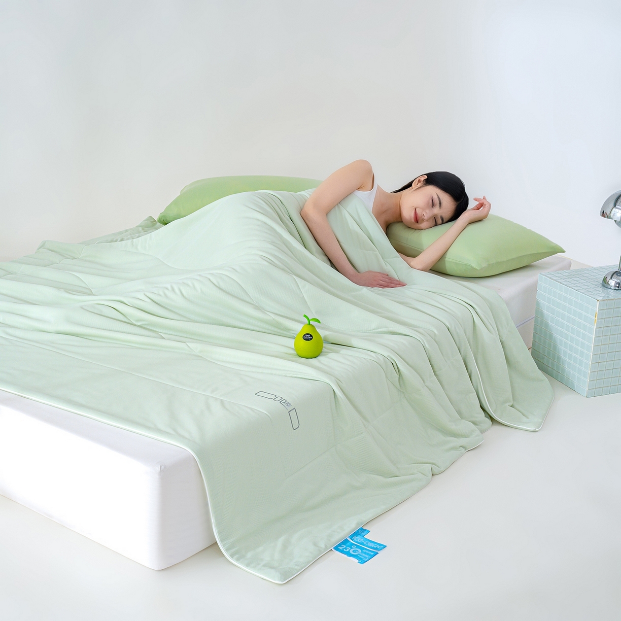 91家纺网 家纺一手货源 找家纺 芯恋家居 2026新款A类提花高端素色凉感丝小冰被夏被夏凉被空调被 优雅绿