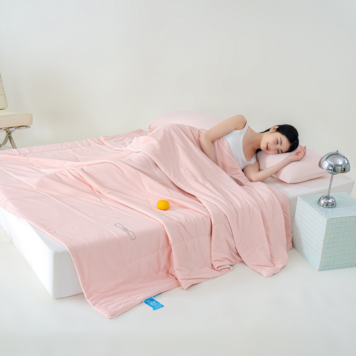 91家纺网 家纺一手货源 找家纺 芯恋家居 2026新款A类提花高端素色凉感丝小冰被夏被夏凉被空调被 冰梅粉