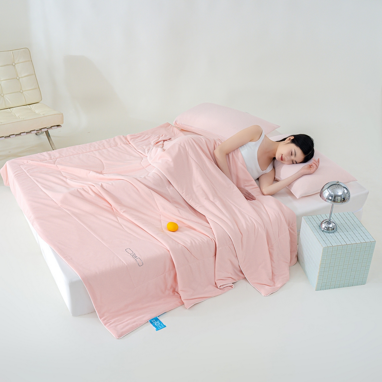 91家纺网 家纺一手货源 找家纺 芯恋家居 2026新款A类提花高端素色凉感丝小冰被夏被夏凉被空调被 冰梅粉