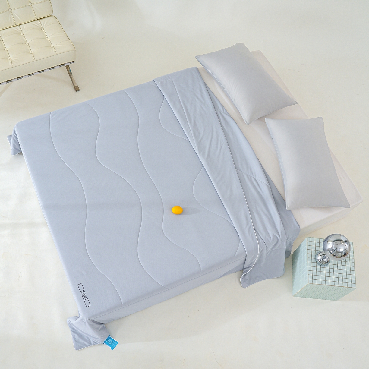 91家纺网 家纺一手货源 找家纺 芯恋家居 2026新款A类提花高端素色凉感丝小冰被夏被夏凉被空调被 玛瑙灰