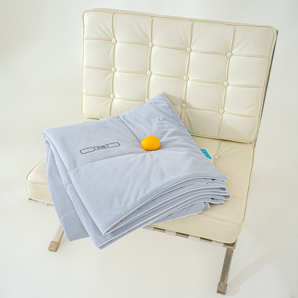 91家纺网 家纺一手货源 找家纺 芯恋家居 2026新款A类提花高端素色凉感丝小冰被夏被夏凉被空调被 玛瑙灰