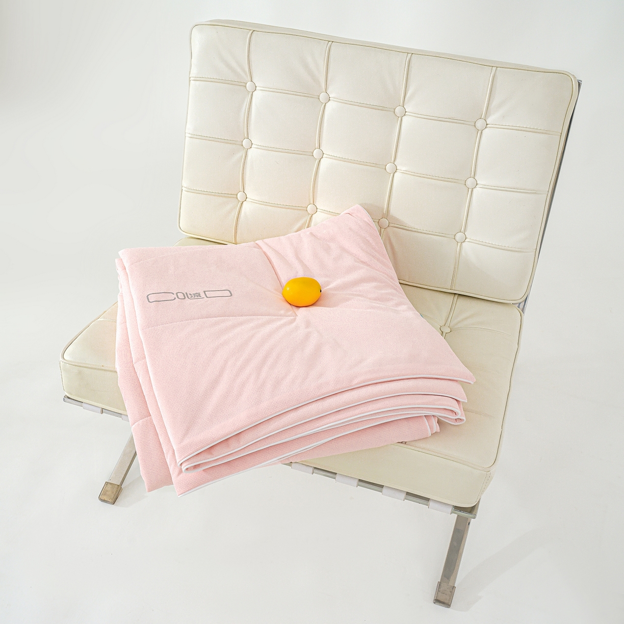 91家纺网 家纺一手货源 找家纺 芯恋家居 2026新款A类提花高端素色凉感丝小冰被夏被夏凉被空调被 冰梅粉