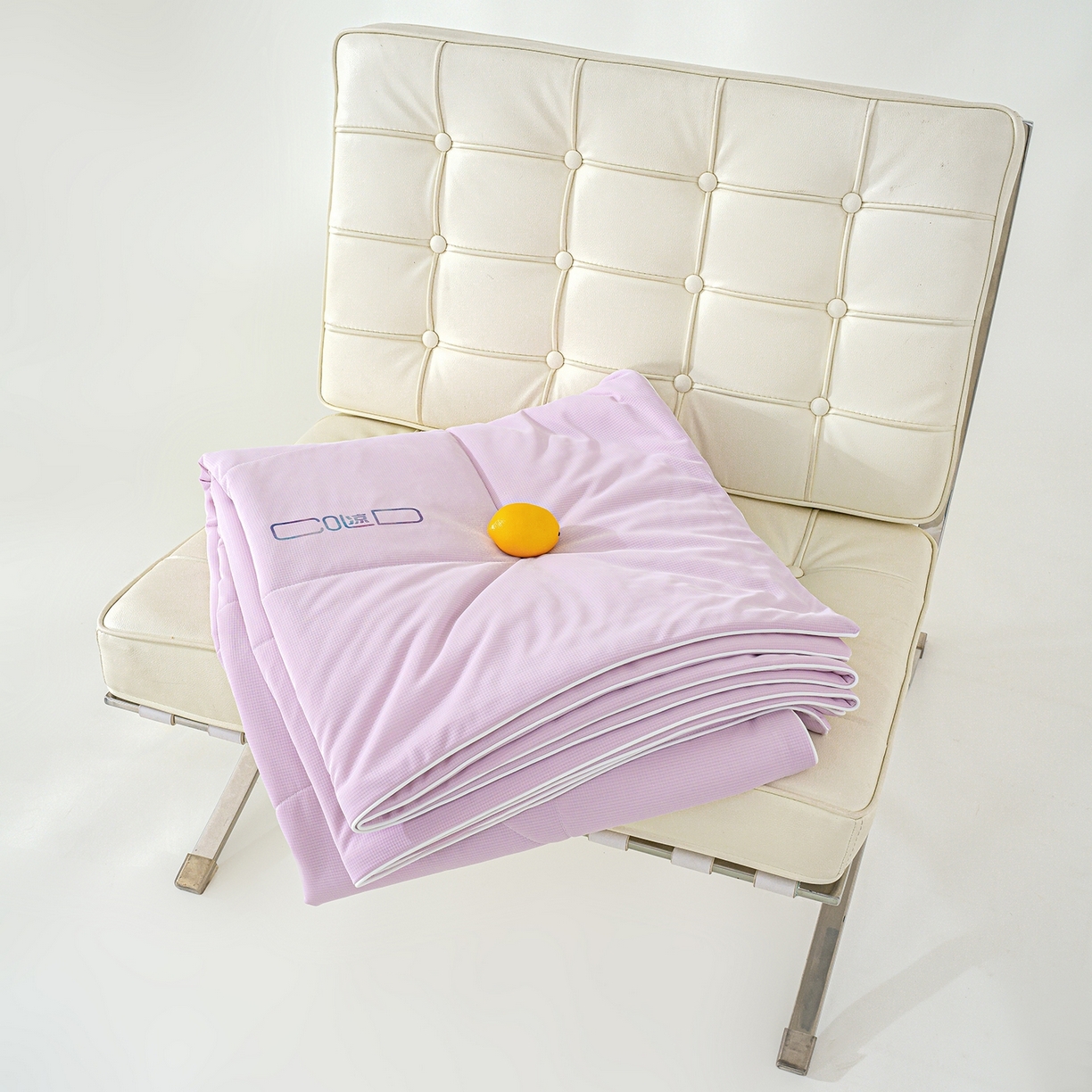 91家纺网 家纺一手货源 找家纺 芯恋家居 2026新款A类提花高端素色凉感丝小冰被夏被夏凉被空调被 丁香紫