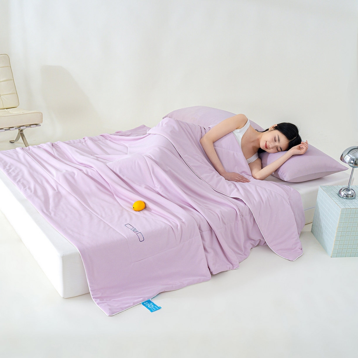 91家纺网 家纺一手货源 找家纺 芯恋家居 2026新款A类提花高端素色凉感丝小冰被夏被夏凉被空调被 丁香紫