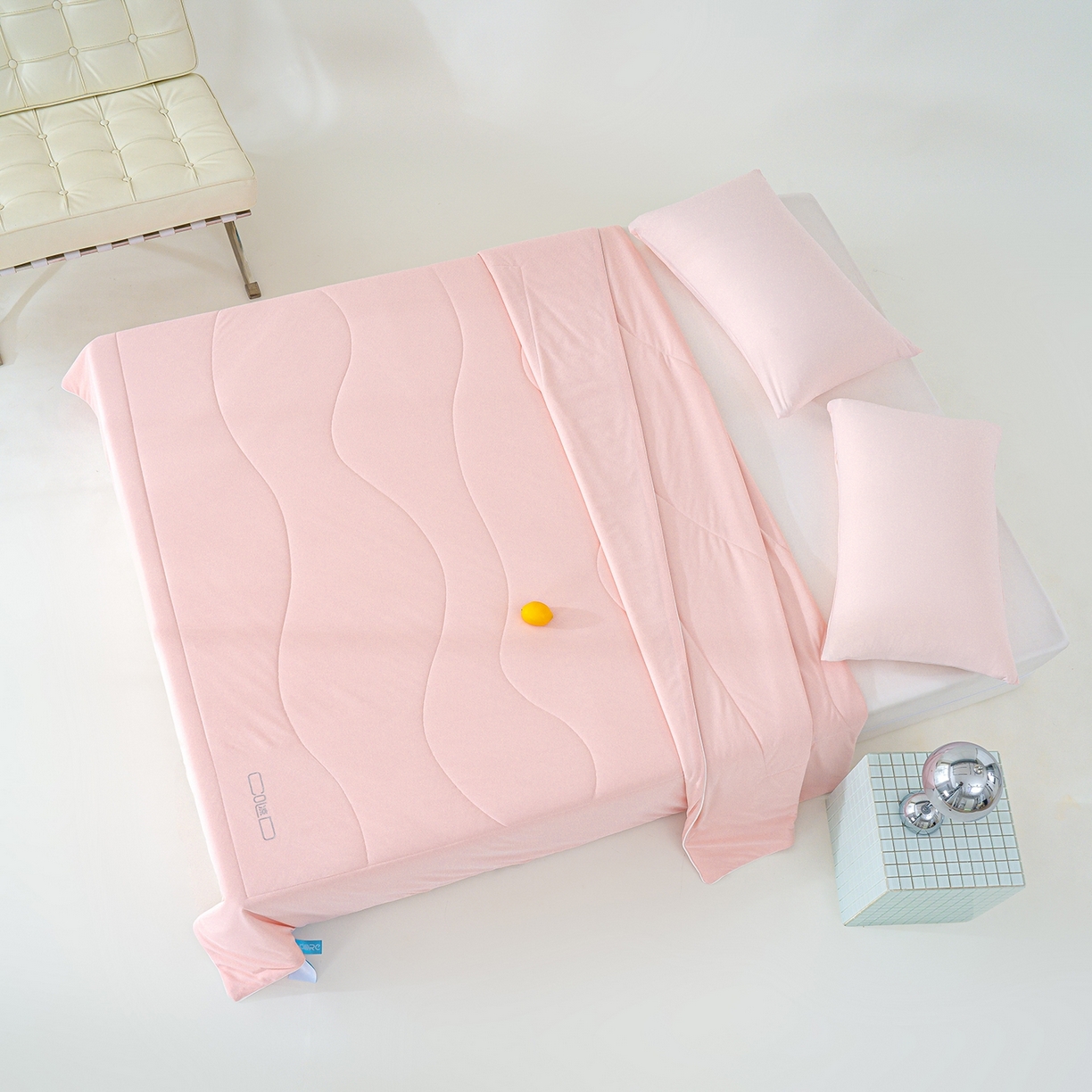 91家纺网 家纺一手货源 找家纺 芯恋家居 2026新款A类提花高端素色凉感丝小冰被夏被夏凉被空调被 冰梅粉