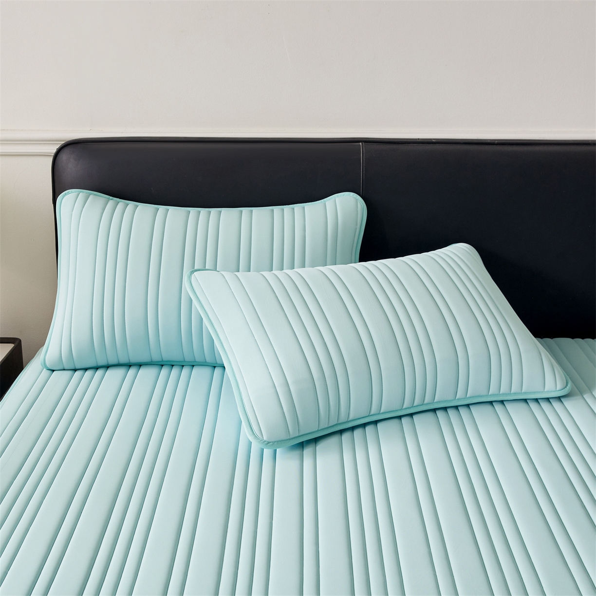 91家纺网 家纺一手货源 找家纺 雯豆家纺 2026春夏新品氨纶凉感床笠夹棉款床笠三件套床垫保护套 知夏-水绿