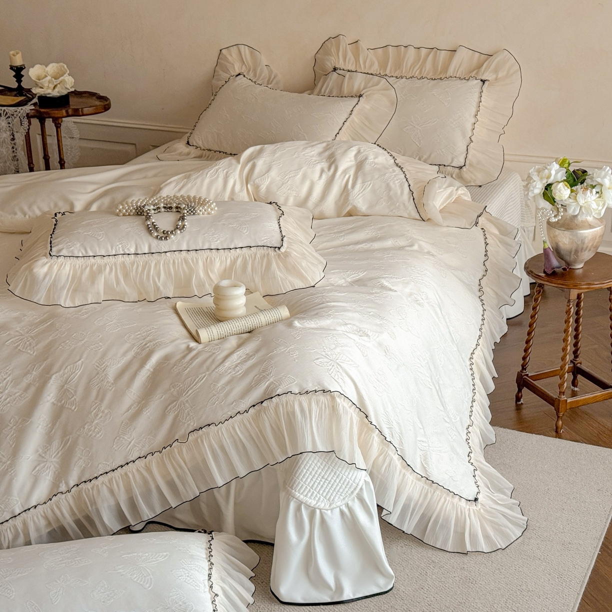 迪梦姿家纺 2026春夏新款梦蝶真丝提花床盖四件套 梦蝶-奶白色