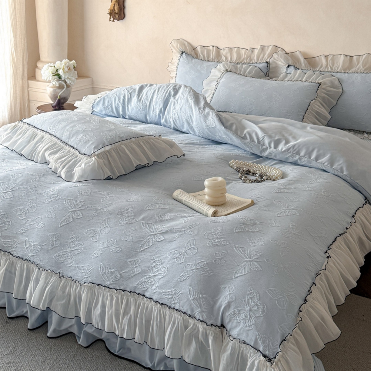 91家纺网 家纺一手货源 找家纺 迪梦姿家纺 2026春夏新款梦蝶真丝提花床盖四件套 梦蝶-天空兰