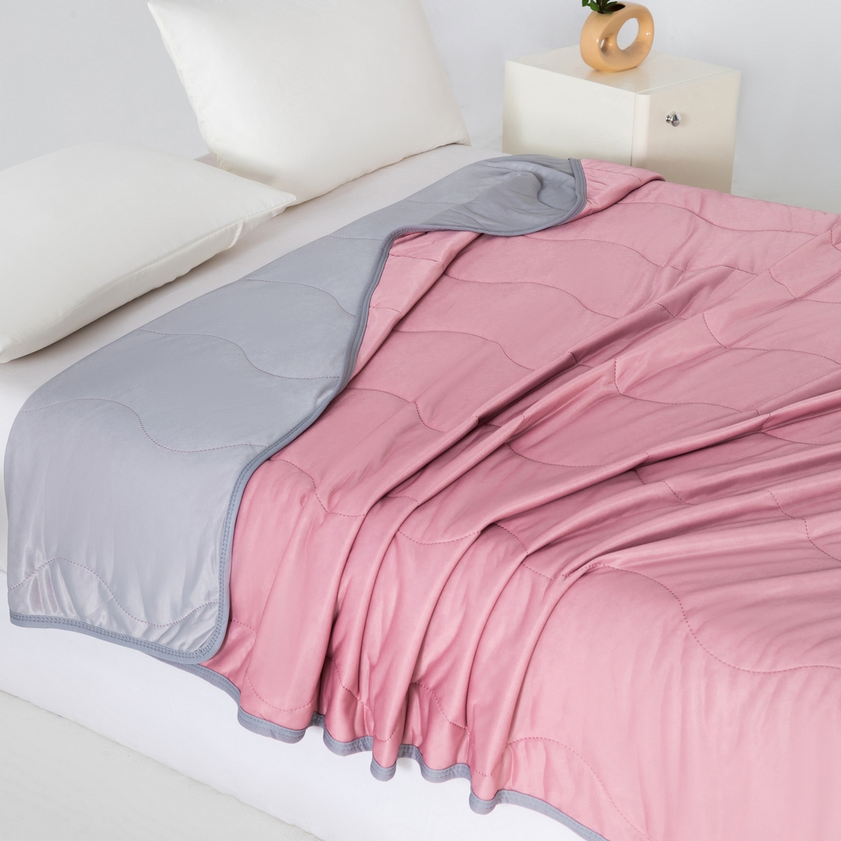 91家纺网 家纺一手货源 找家纺 畅销被业 2026新款凉感丝夏凉被夏被-大波浪 波浪格-豆沙