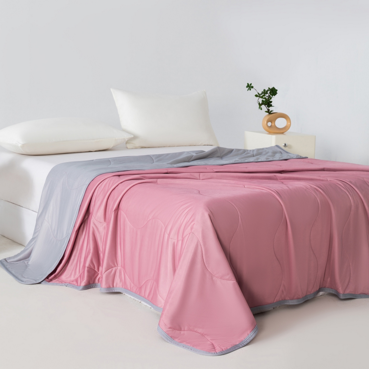 91家纺网 家纺一手货源 找家纺 畅销被业 2026新款凉感丝夏凉被夏被-大波浪 波浪格-豆沙