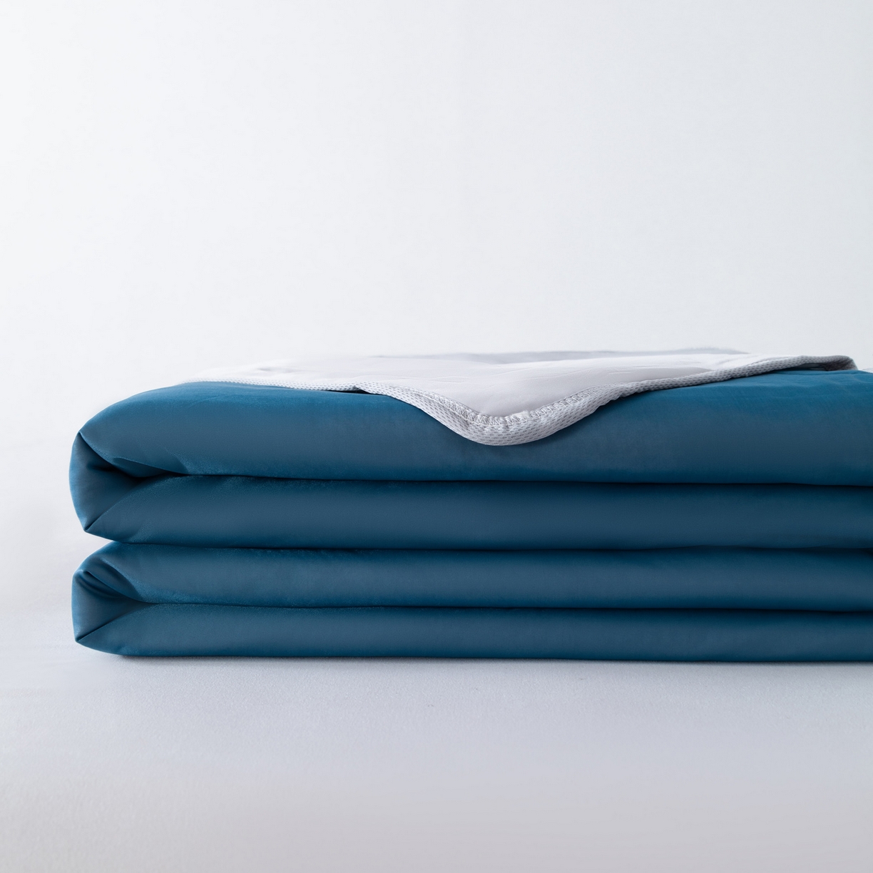 91家纺网 家纺一手货源 找家纺 畅销被业 2026新款凉感丝夏凉被夏被-大波浪 波浪格-湖蓝