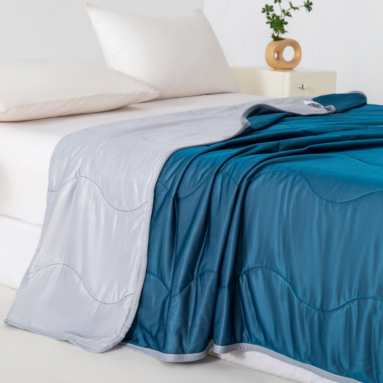 91家纺网 家纺一手货源 找家纺 畅销被业 2026新款凉感丝夏凉被夏被-大波浪 波浪格-湖蓝