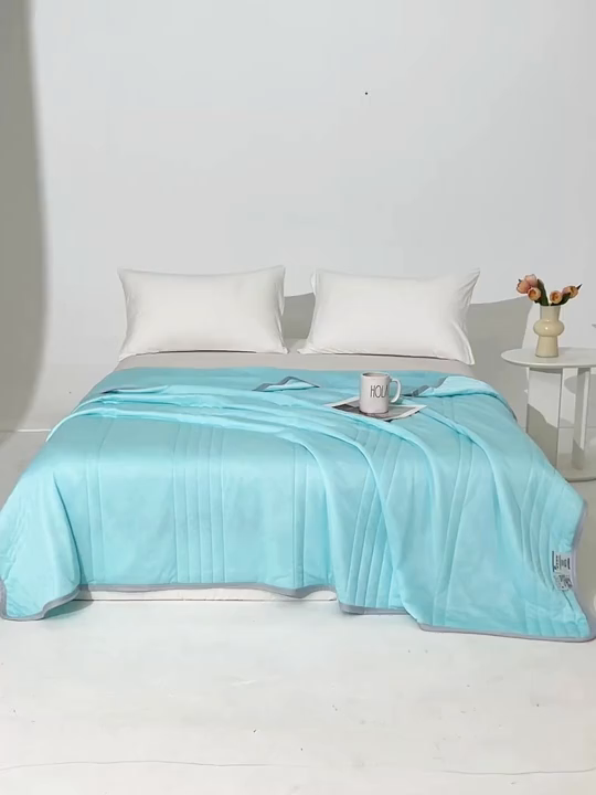 91家纺网 家纺一手货源 找家纺 世爵家纺 2026新款凉感丝冰淇淋夏被纯色印花空调被直播跨境外贸爆款 湖绿