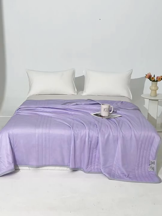 91家纺网 家纺一手货源 找家纺 世爵家纺 2026新款凉感丝冰淇淋夏被纯色印花空调被直播跨境外贸爆款 紫色