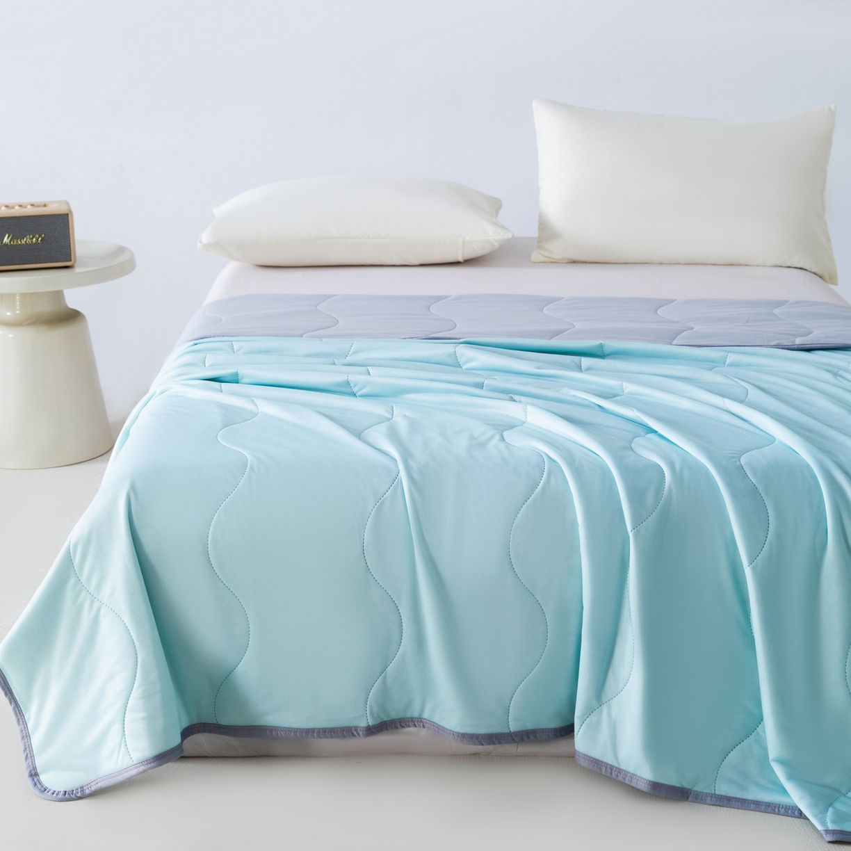 91家纺网 家纺一手货源 找家纺 畅销被业 2026新款凉感丝夏凉被夏被-大波浪 波浪格-浅绿