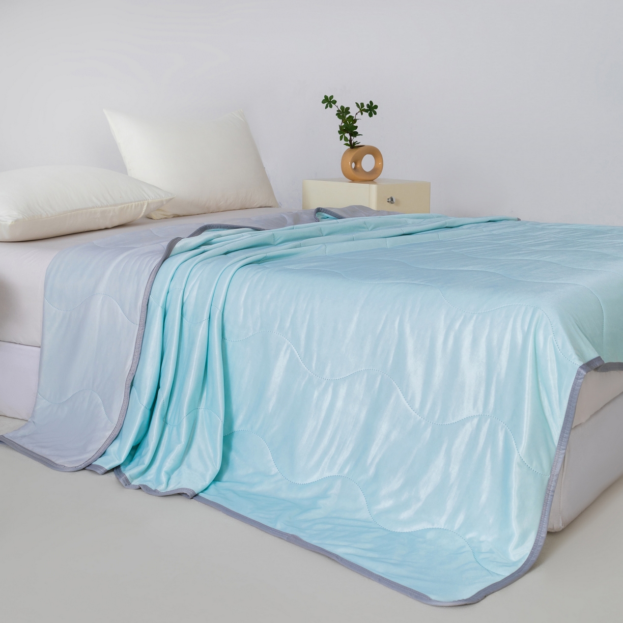 91家纺网 家纺一手货源 找家纺 畅销被业 2026新款凉感丝夏凉被夏被-大波浪 波浪格-浅绿