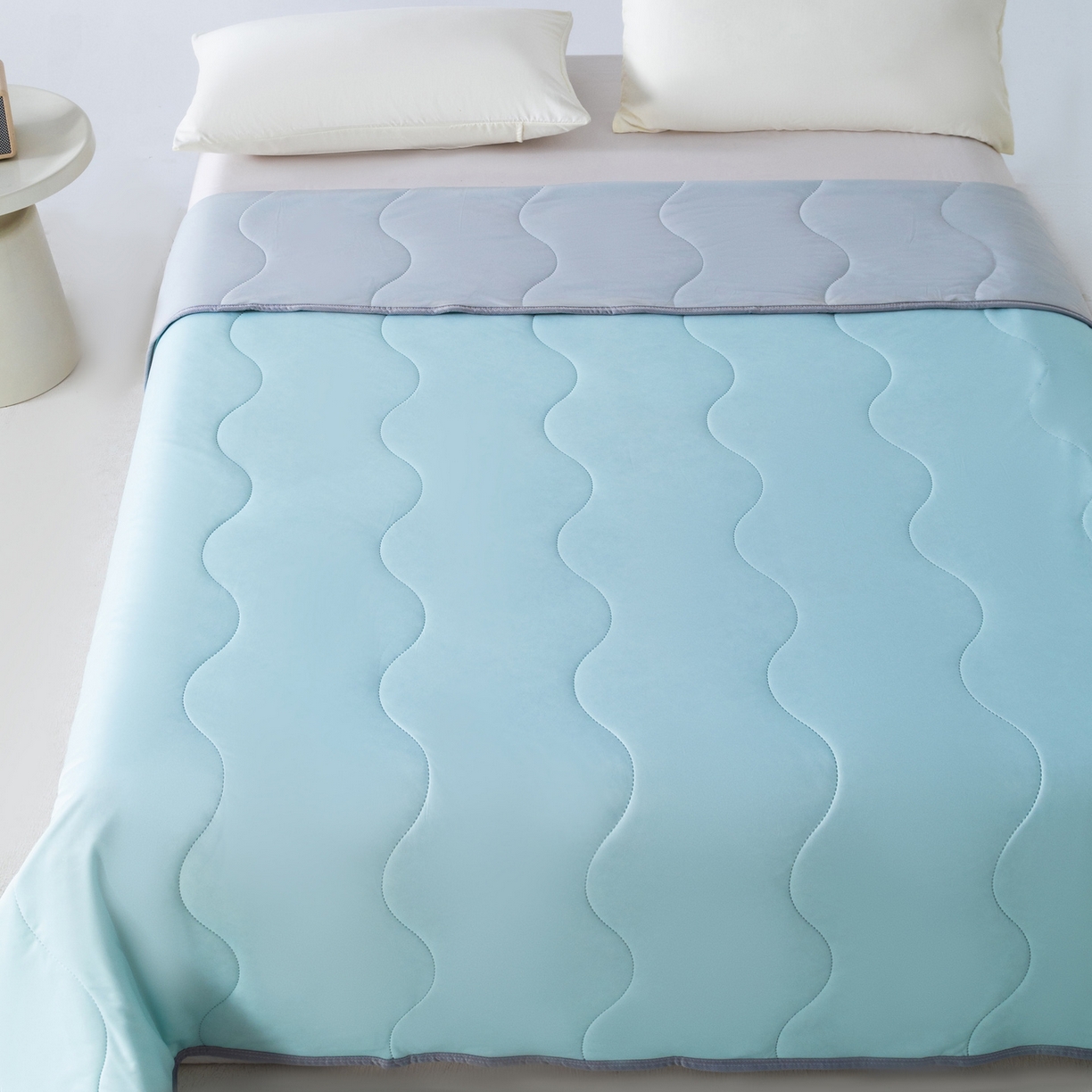 91家纺网 家纺一手货源 找家纺 畅销被业 2026新款凉感丝夏凉被夏被-大波浪 波浪格-浅绿