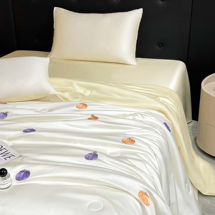 91家纺网 家纺一手货源 找家纺 席佬大 2026新款水洗冰丝夏被 夏被四件套 南瓜—奶白米黄