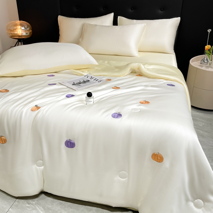 91家纺网 家纺一手货源 找家纺 席佬大 2026新款水洗冰丝夏被 夏被四件套 南瓜—奶白米黄