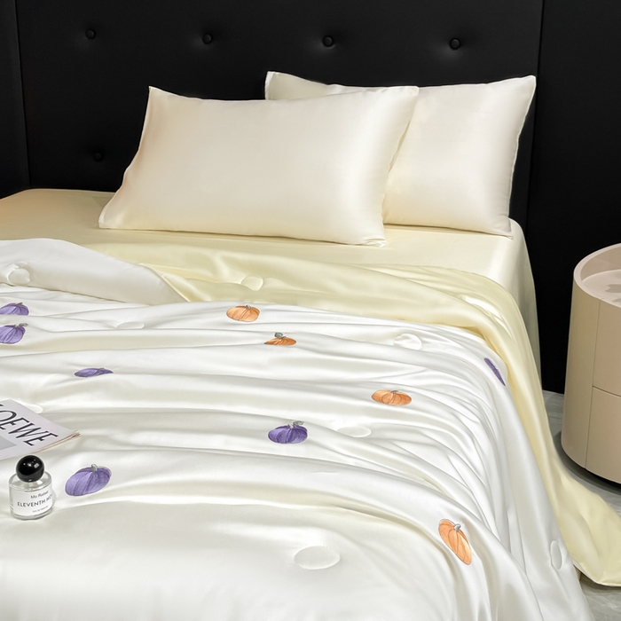 91家纺网 家纺一手货源 找家纺 席佬大 2026新款水洗冰丝夏被 夏被四件套 南瓜—奶白米黄