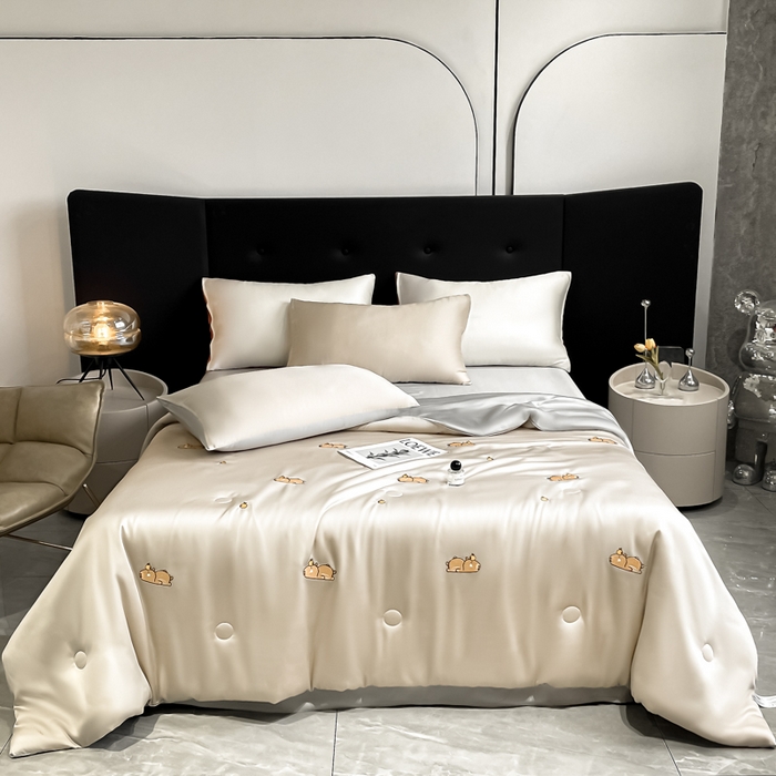 91家纺网 家纺一手货源 找家纺 席佬大 2026新款水洗冰丝夏被 夏被四件套 咕噜—梧桐灰